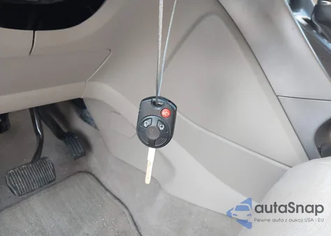 2014 Ford Escape Se z USA, uszkodzony, nr VIN 1FMCU9GX4EUD21480